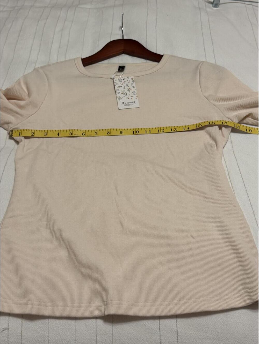 Automet Cream Ribbed Slim Fit Long Sleeve Crewneck Top Women's Large NWT - Picture 4 of 7